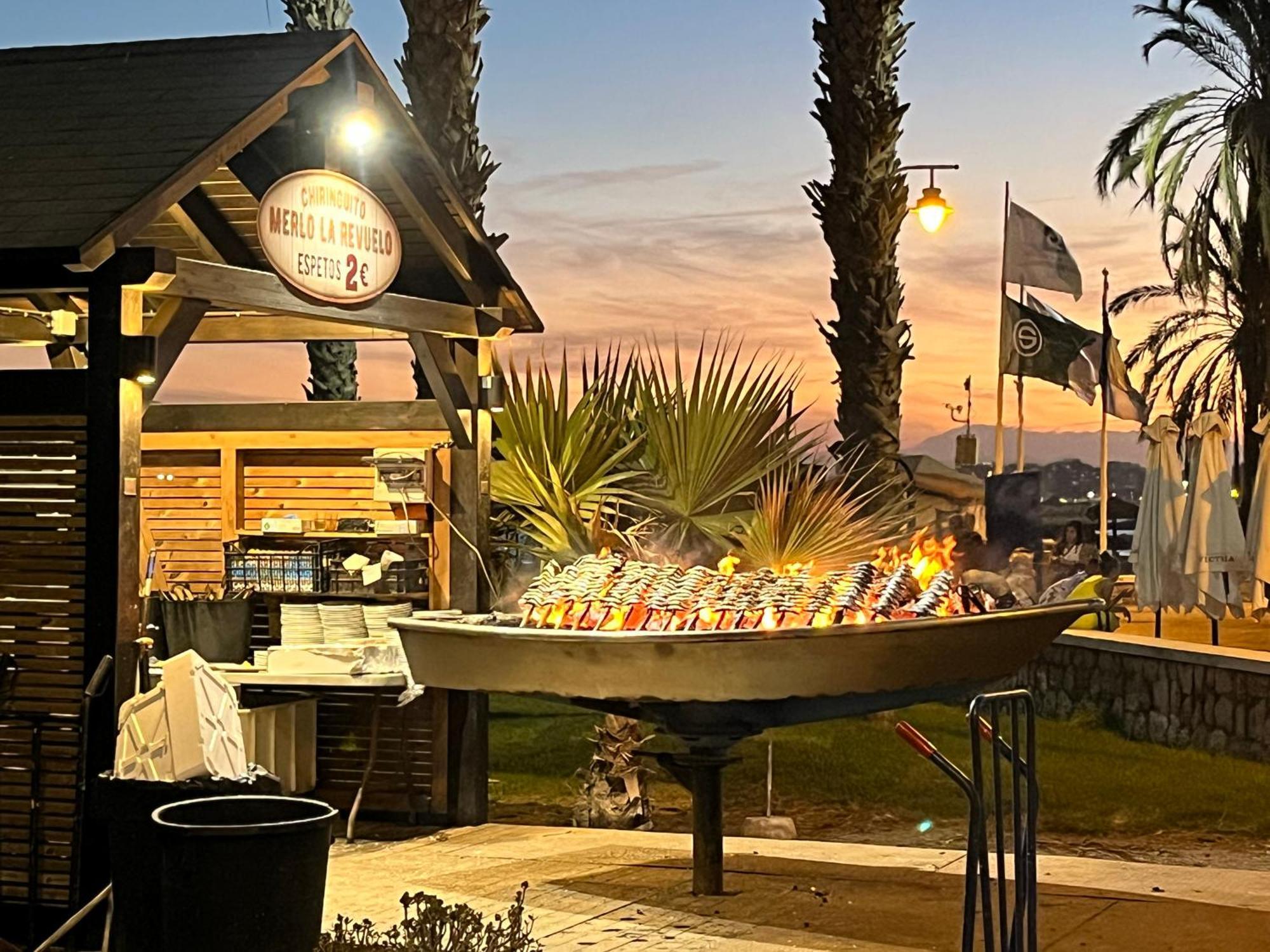 La Casa De La Playa Daire Málaga Dış mekan fotoğraf